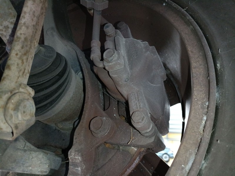 Recambio de pinza freno delantera derecha para dodge nitro 2.8 crd 4wd referencia OEM IAM   