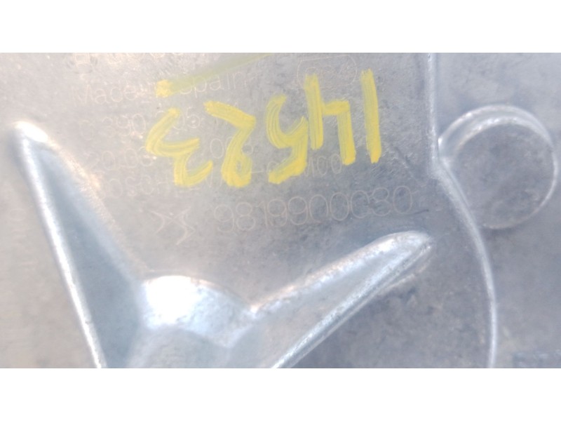 Recambio de motor limpia trasero para peugeot 2008 ii (ud_, us_, uy_, uj_, ur_, uc_) 1.5 bluehdi 130 referencia OEM IAM 98199000