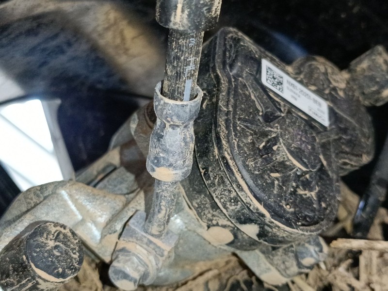 Recambio de pinza freno trasera izquierda para ford kuga iii (dfk) 2.5 duratec plug-in-hybrid referencia OEM IAM NX61-2D251-BEB 