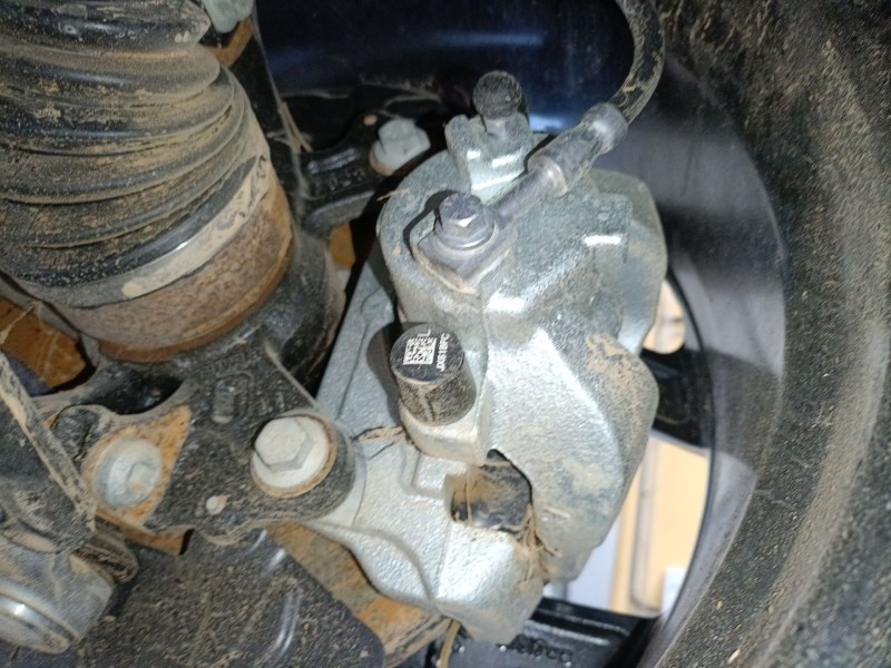 Recambio de pinza freno delantera izquierda para ford kuga iii (dfk) 2.5 duratec plug-in-hybrid referencia OEM IAM   