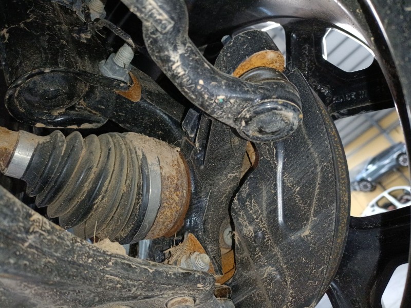 Recambio de mangueta delantera derecha para ford kuga iii (dfk) 2.5 duratec plug-in-hybrid referencia OEM IAM   