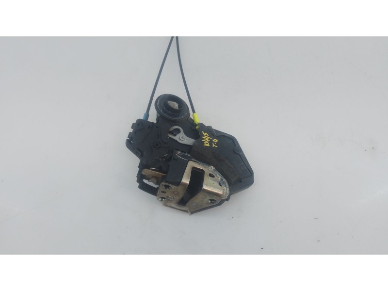 Recambio de cerradura puerta trasera derecha para toyota land cruiser (j12) 3.0 d-4d gx referencia OEM IAM   