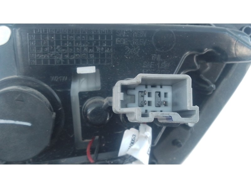 Recambio de piloto trasero derecho porton para jeep compass (mp, m6, mv, m7) 1.4 multiair referencia OEM IAM   