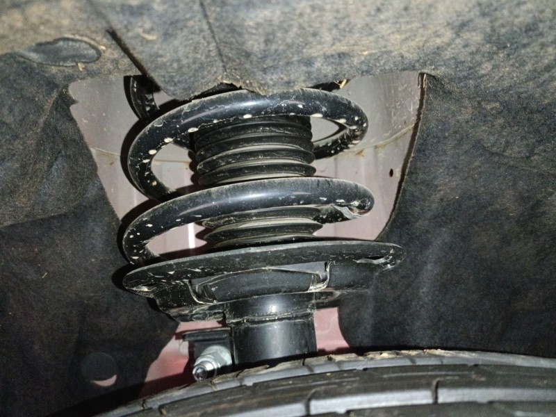 Recambio de amortiguador delantero derecho para ford kuga iii (dfk) 2.5 duratec plug-in-hybrid referencia OEM IAM   