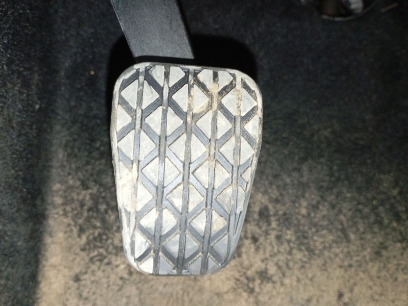 Recambio de pedal embrague para ford puma (j2k, cf7) 1.0 ecoboost mhev referencia OEM IAM   