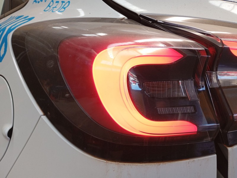 Recambio de piloto trasero izquierdo para ford puma (j2k, cf7) 1.0 ecoboost mhev referencia OEM IAM   