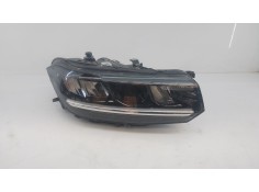 Recambio de faro derecho para toyota corolla hatchback (_e21_, _ea1_, _eh1_) 1.8 hybrid (zwe211) referencia OEM IAM   