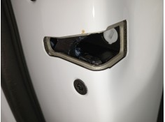 CERRADURA PUERTA TRASERA IZQUIERDA 