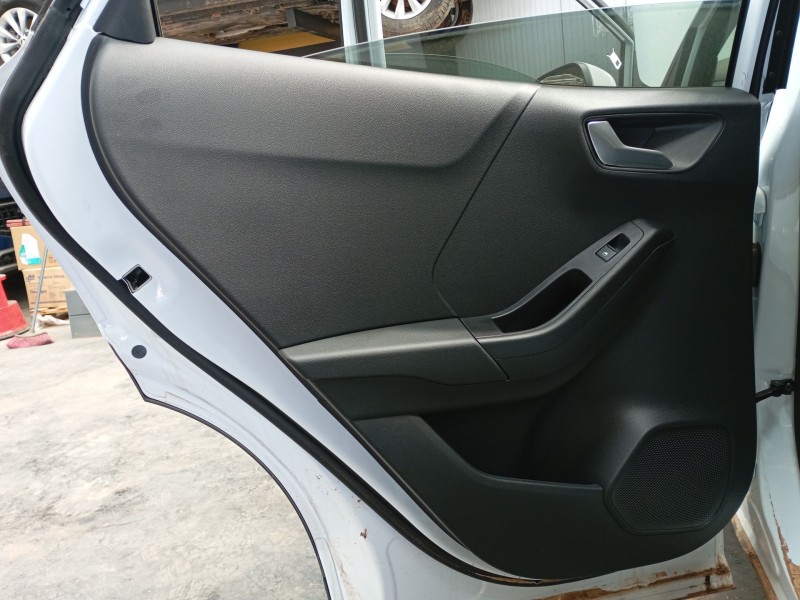 Recambio de guarnecido puerta trasera izquierda para ford puma (j2k, cf7) 1.0 ecoboost mhev referencia OEM IAM   