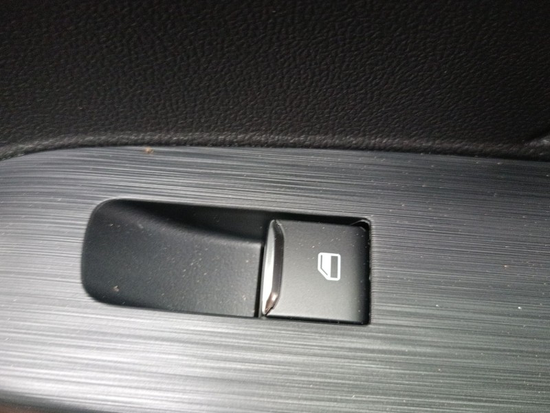 Recambio de mando elevalunas delantero derecho para ford kuga iii (dfk) 2.5 duratec plug-in-hybrid referencia OEM IAM   