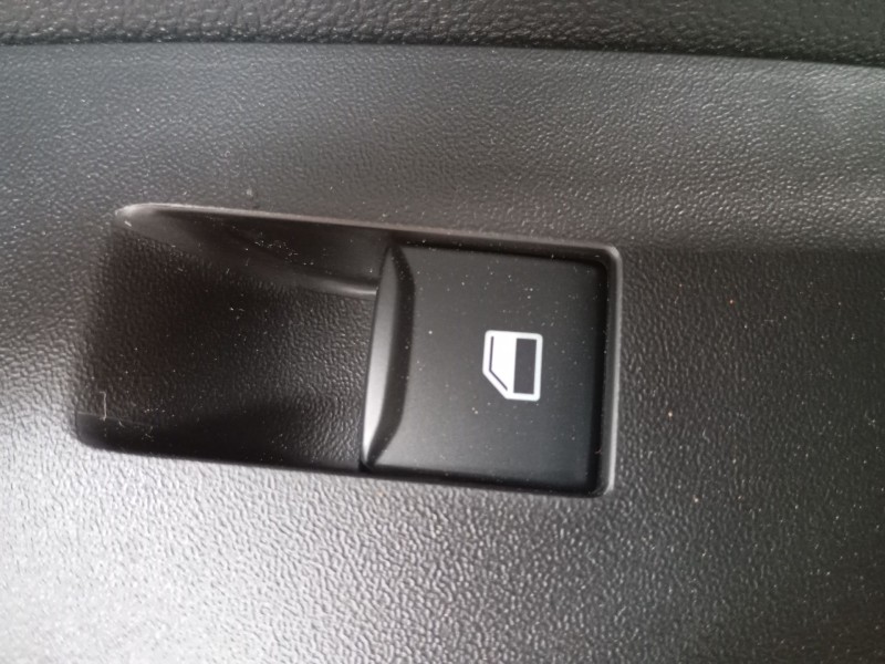 Recambio de mando elevalunas delantero derecho para ford puma (j2k, cf7) 1.0 ecoboost mhev referencia OEM IAM   