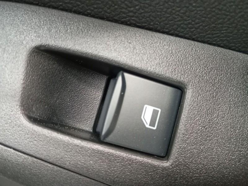 Recambio de mando elevalunas trasero derecho para ford puma (j2k, cf7) 1.0 ecoboost mhev referencia OEM IAM   