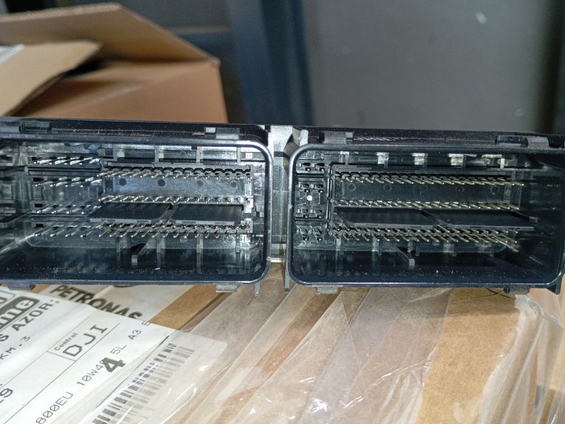 Recambio de centralita motor uce para ford puma (j2k, cf7) 1.0 ecoboost mhev referencia OEM IAM R1T112A650KA  