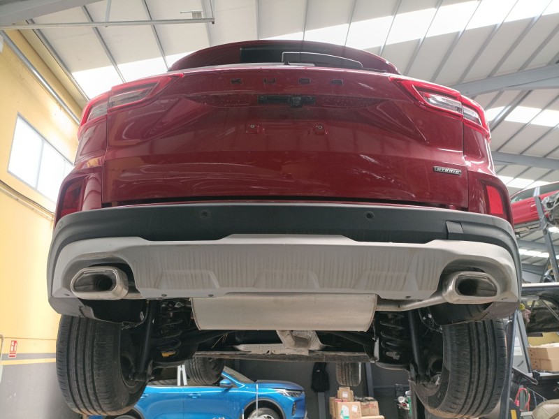 Recambio de paragolpes trasero para ford kuga iii (dfk) 2.5 duratec plug-in-hybrid referencia OEM IAM   