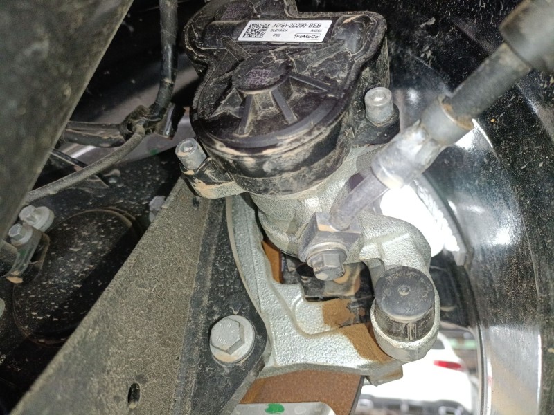 Recambio de pinza freno trasera derecha para ford kuga iii (dfk) 2.5 duratec plug-in-hybrid referencia OEM IAM NX612D250BEB  