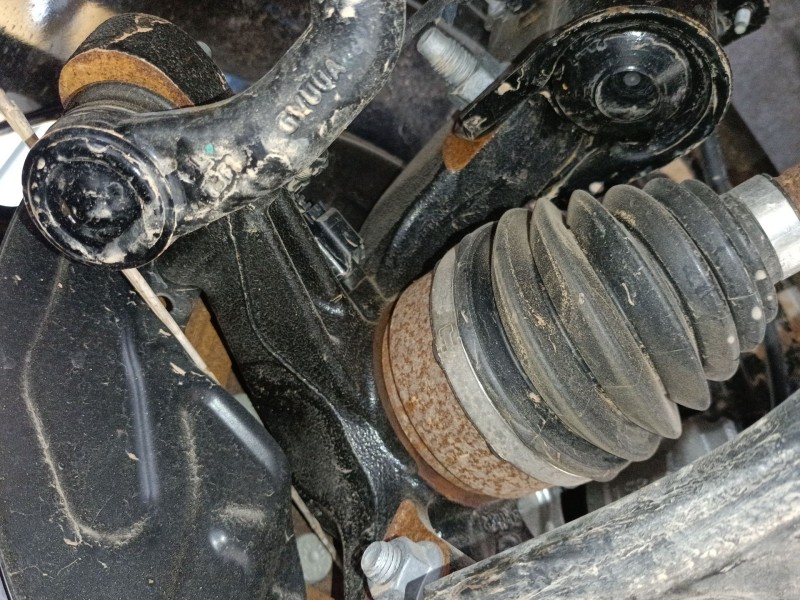 Recambio de mangueta delantera izquierda para ford kuga iii (dfk) 2.5 duratec plug-in-hybrid referencia OEM IAM   