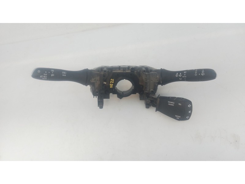 Recambio de mando intermitentes para renault kadjar intens referencia OEM IAM   