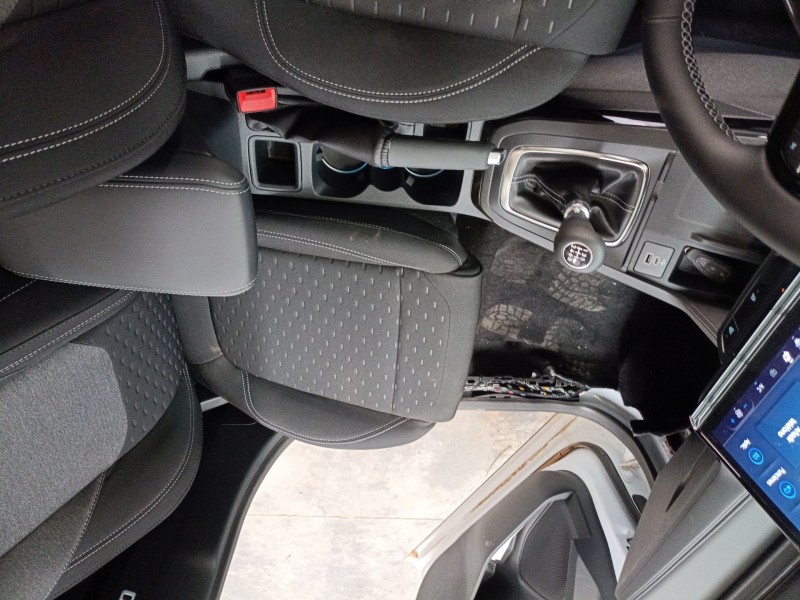 Recambio de consola central para ford puma (j2k, cf7) 1.0 ecoboost mhev referencia OEM IAM   