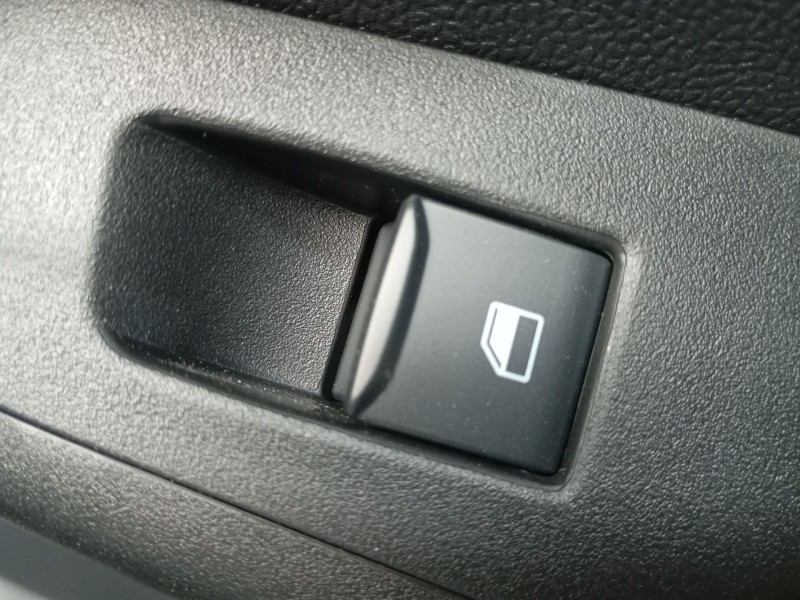 Recambio de mando elevalunas trasero derecho para ford puma (j2k, cf7) 1.0 ecoboost mhev referencia OEM IAM   