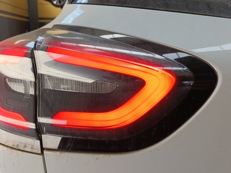 Recambio de piloto trasero izquierdo porton para ford puma (j2k, cf7) 1.0 ecoboost mhev referencia OEM IAM   