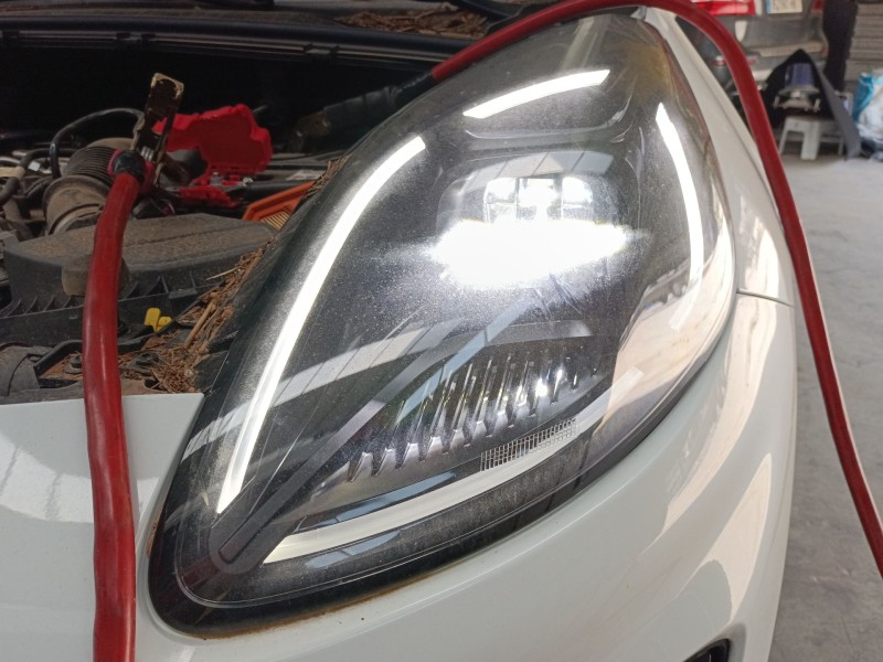 Recambio de faro izquierdo xenon para ford puma (j2k, cf7) 1.0 ecoboost mhev referencia OEM IAM   