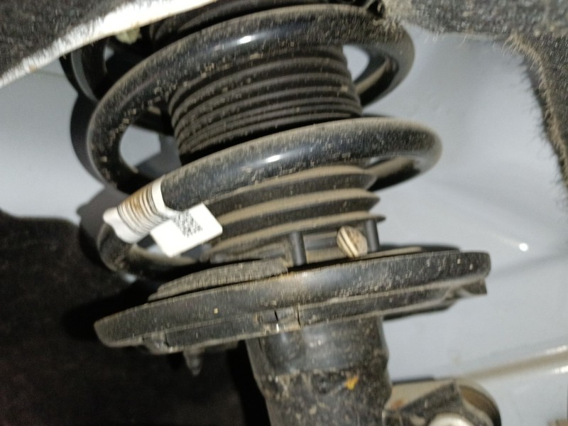 Recambio de amortiguador delantero izquierdo para ford puma (j2k, cf7) 1.0 ecoboost mhev referencia OEM IAM   