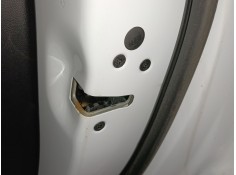 CERRADURA PUERTA TRASERA DERECHA 