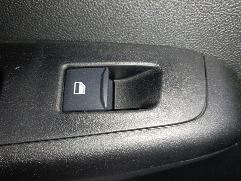 Recambio de mando elevalunas trasero izquierdo para ford puma (j2k, cf7) 1.0 ecoboost mhev referencia OEM IAM   