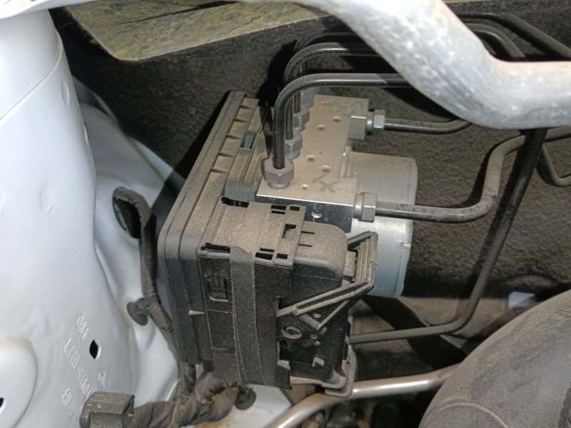 Recambio de abs para ford puma (j2k, cf7) 1.0 ecoboost mhev referencia OEM IAM   
