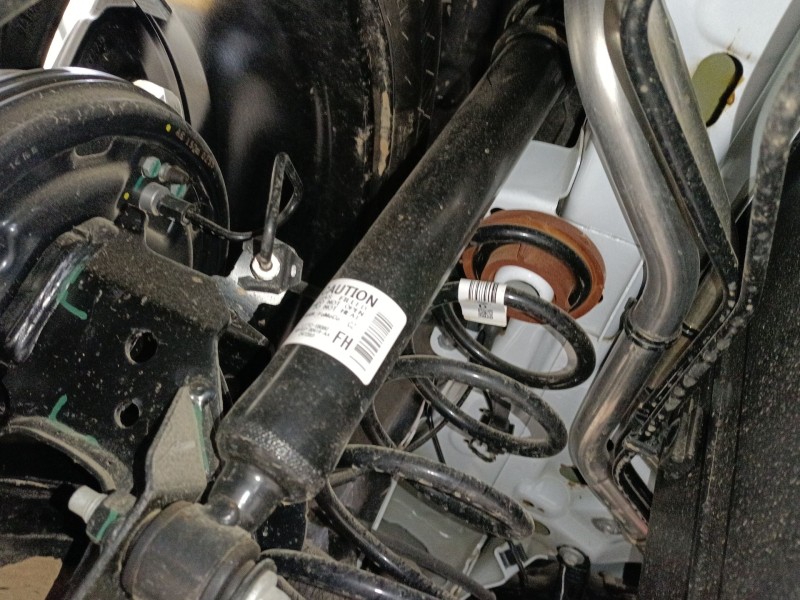 Recambio de amortiguador trasero izquierdo para ford puma (j2k, cf7) 1.0 ecoboost mhev referencia OEM IAM L1TC-18080  