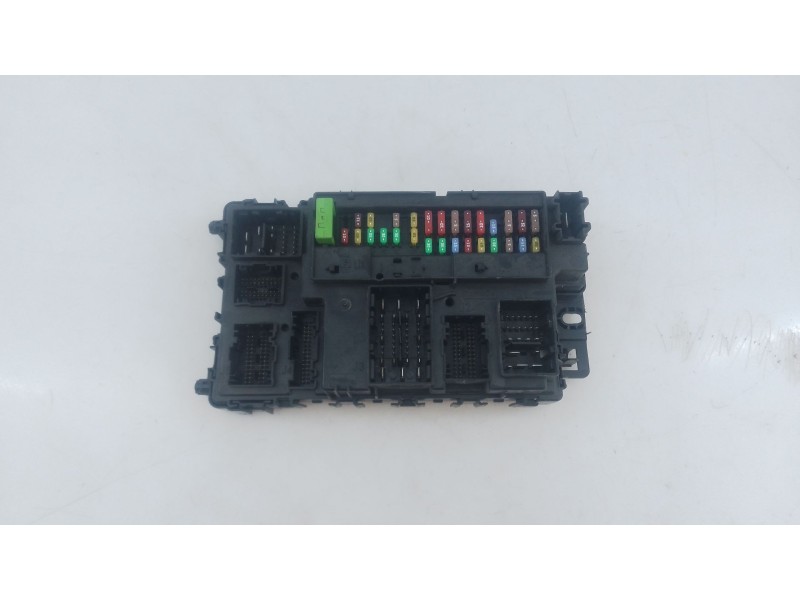 Recambio de caja reles / fusibles para ford ranger (tke) 3.2 tdci 4x4 referencia OEM IAM   