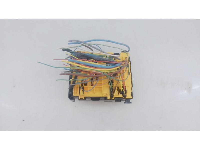Recambio de caja reles / fusibles para citroën jumpy iii furgoneta (v_) 1.6 bluehdi 115 referencia OEM IAM   