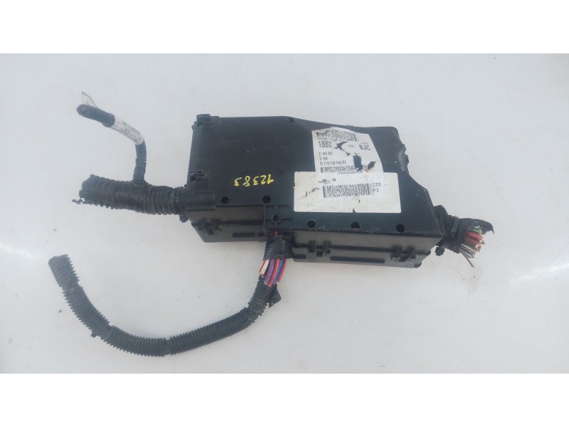 Recambio de caja reles / fusibles para ford kuga (cbs) titanium referencia OEM IAM   