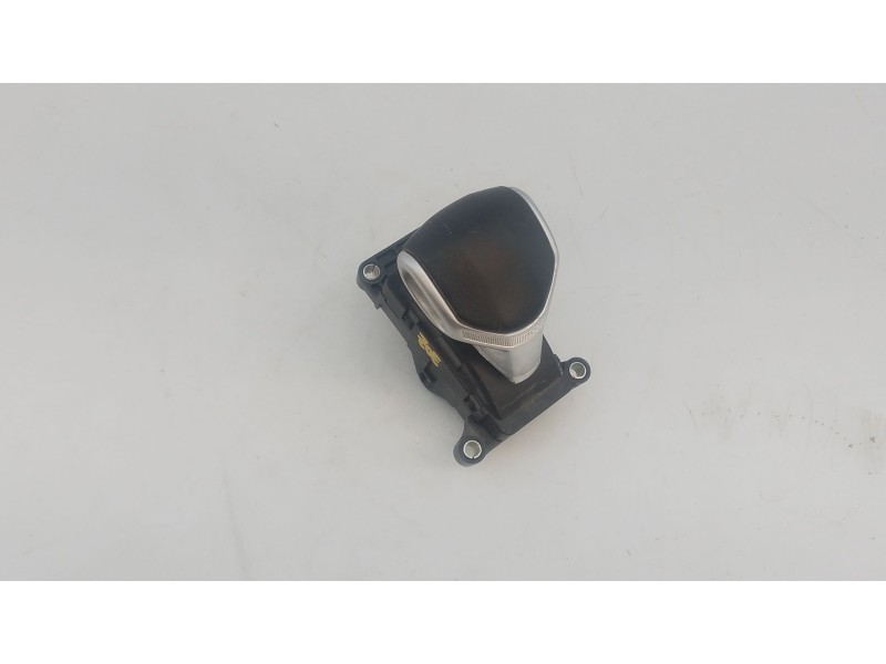 Recambio de palanca cambio para renault zoe bose referencia OEM IAM   