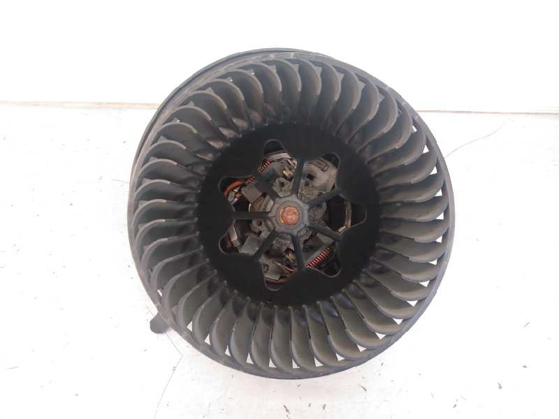 Recambio de ventilador calefaccion para bmw serie 1 coupe (e82) 120d referencia OEM IAM 985465S 6933666303 E3-A2-36-3