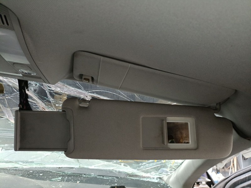 Recambio de parasol derecho para audi q7 (4lb) 3.0 tdi quattro referencia OEM IAM   