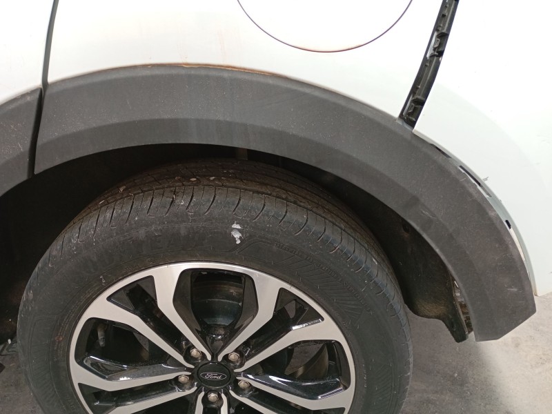 Recambio de aletin trasero izquierdo para ford puma (j2k, cf7) 1.0 ecoboost mhev referencia OEM IAM   