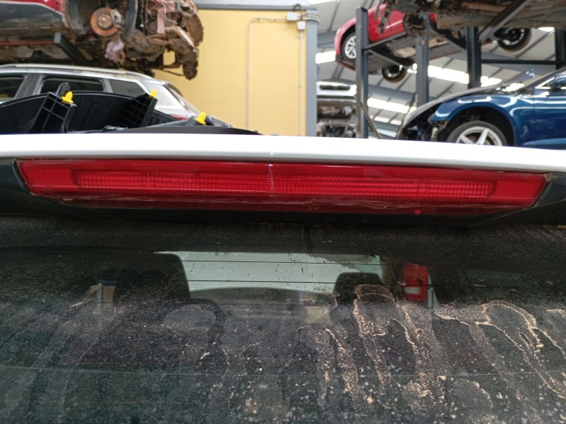 Recambio de luz central de freno para ford puma (j2k, cf7) 1.0 ecoboost mhev referencia OEM IAM   