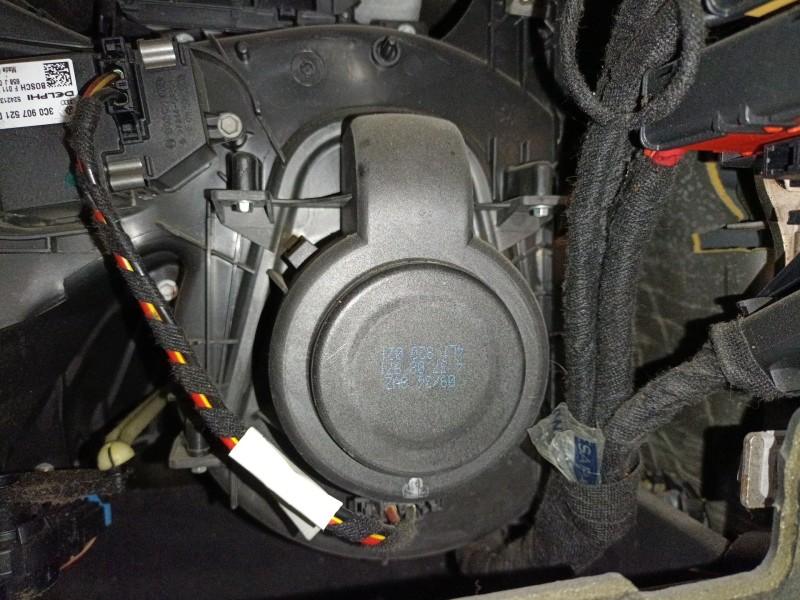 Recambio de ventilador calefaccion para audi q7 (4lb) 3.0 tdi quattro referencia OEM IAM   