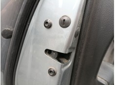 CERRADURA PUERTA TRASERA IZQUIERDA 