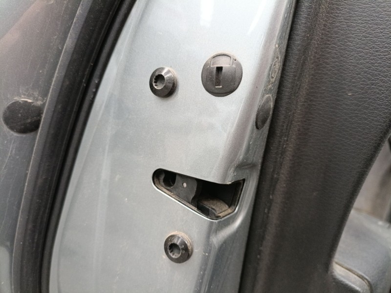 Recambio de cerradura puerta trasera izquierda para audi q7 (4lb) 3.0 tdi quattro referencia OEM IAM   