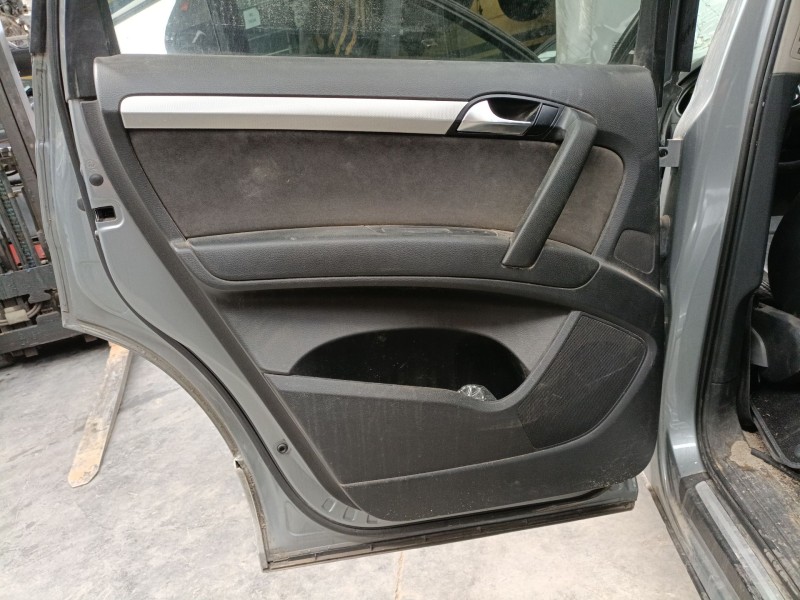 Recambio de guarnecido puerta trasera izquierda para audi q7 (4lb) 3.0 tdi quattro referencia OEM IAM   