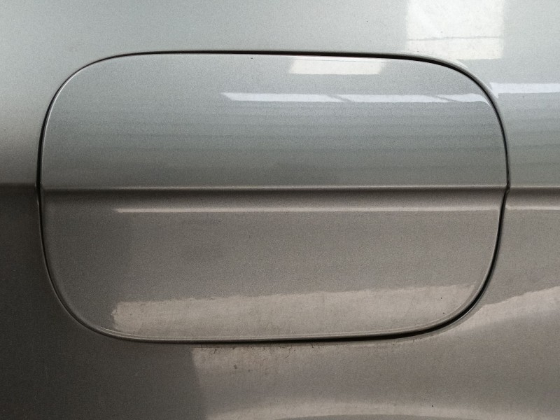 Recambio de tapa exterior combustible para audi q7 (4lb) 3.0 tdi quattro referencia OEM IAM   