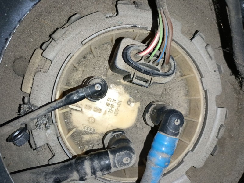 Recambio de aforador para audi q7 (4lb) 3.0 tdi quattro referencia OEM IAM   