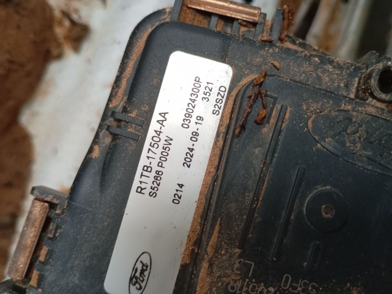 Recambio de motor limpia delantero para ford puma (j2k, cf7) 1.0 ecoboost mhev referencia OEM IAM R1TB17504AA  