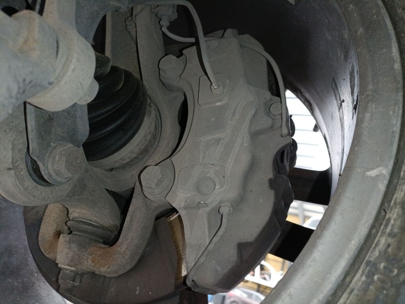 Recambio de pinza freno delantera izquierda para audi q7 (4lb) 3.0 tdi quattro referencia OEM IAM   