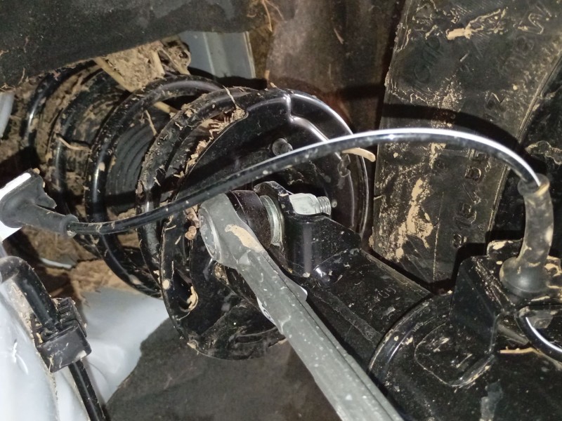 Recambio de amortiguador delantero derecho para ford puma (j2k, cf7) 1.0 ecoboost mhev referencia OEM IAM   