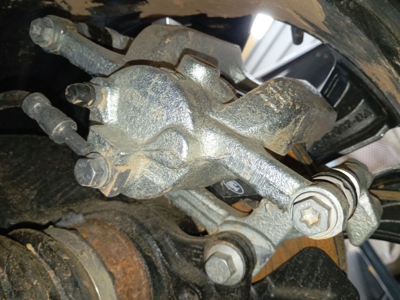 Recambio de pinza freno delantera izquierda para ford puma (j2k, cf7) 1.0 ecoboost mhev referencia OEM IAM   