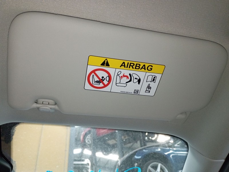 Recambio de parasol derecho para ford puma (j2k, cf7) 1.0 ecoboost mhev referencia OEM IAM   