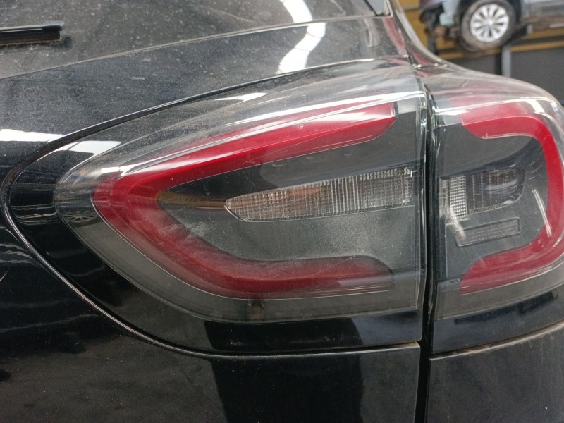 Recambio de piloto trasero derecho porton para ford puma (j2k, cf7) 1.0 ecoboost mhev referencia OEM IAM   